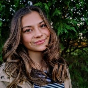 Meet your Posher, Gabi